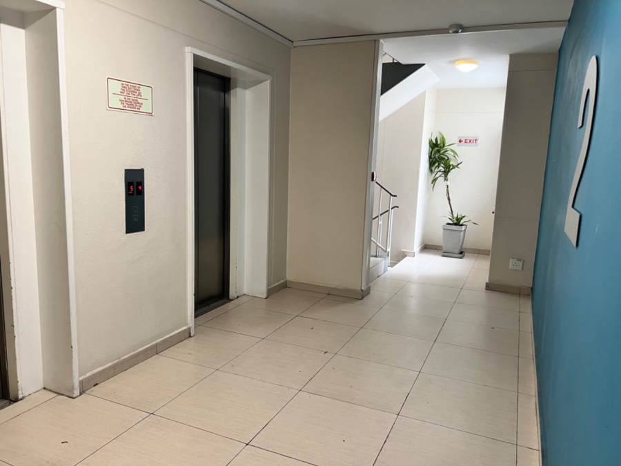 1 Bedroom Property for Sale in Cape Town City Centre Western Cape